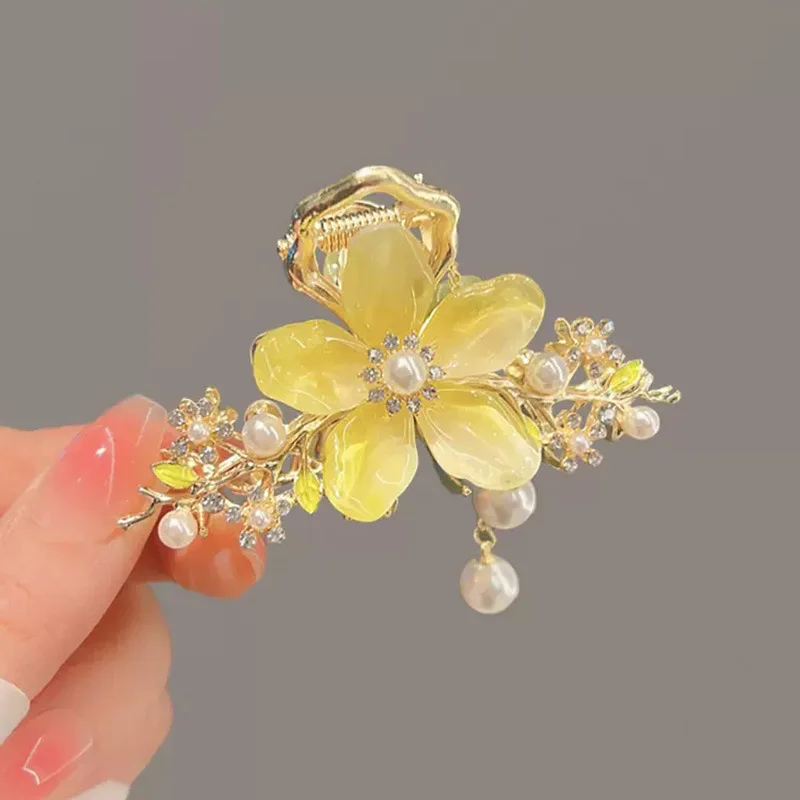 Chic Hair Accessories for Women - Retro Style Water Diamond Pearl Orchid Tassel Hair Clip Elegant and Charming Hair Ornament