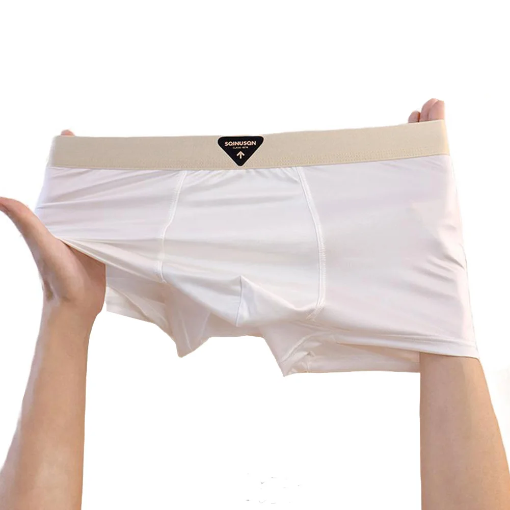 Cómodas calzoncillos tipo bóxer finos para hombre hechos de tela de seda helada transpirable diseñada para uso y soporte durante todo el día