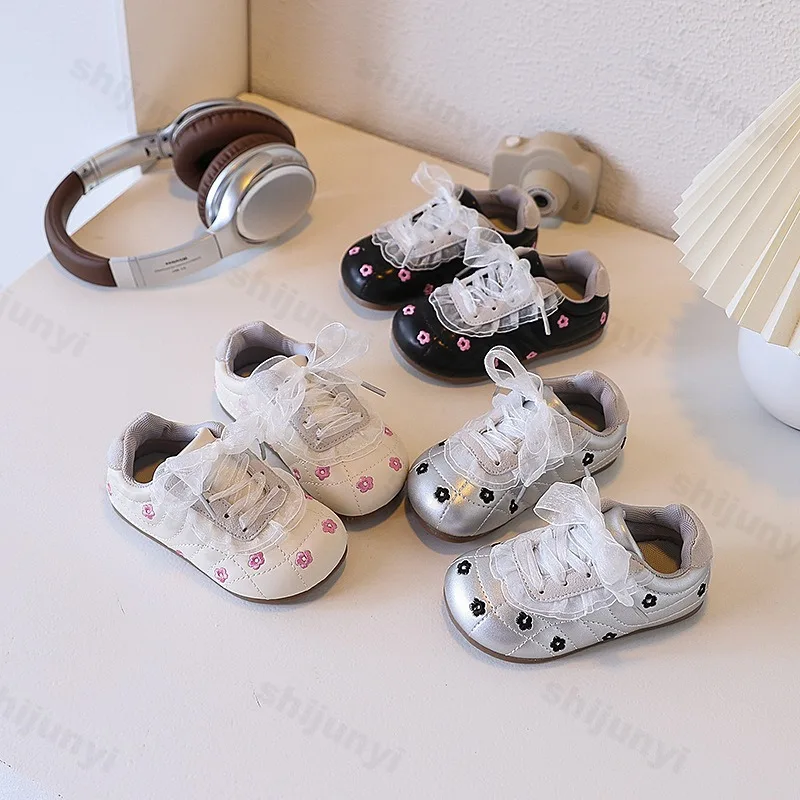 

Children's Embroider Lace Design Fashioned Casual Single Shoes 2025 Autumn New Girls' Retro Soft Soled Comfortable Flat Sneakers