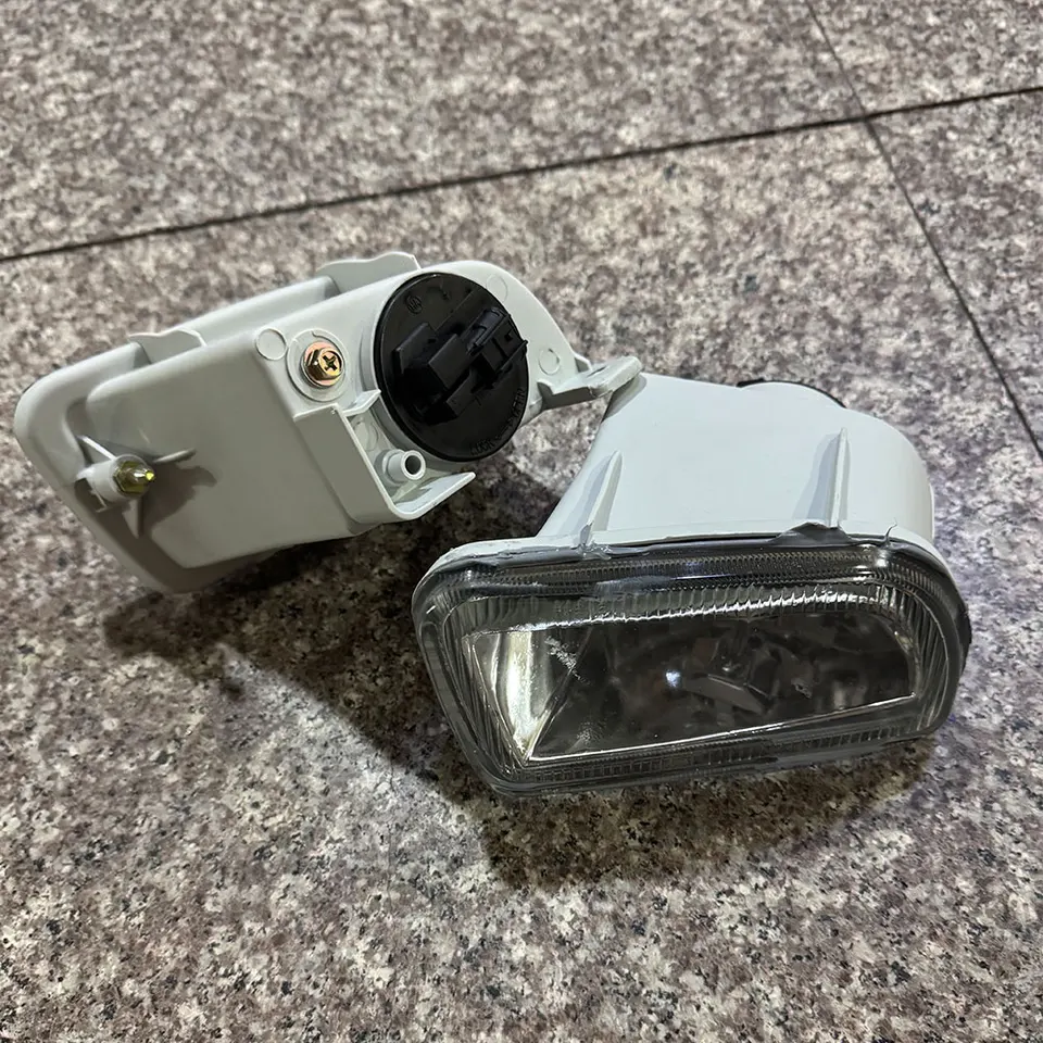 Car Fog Lights Bumper Lamp For Toyota Corona Caldina Avensis ST215