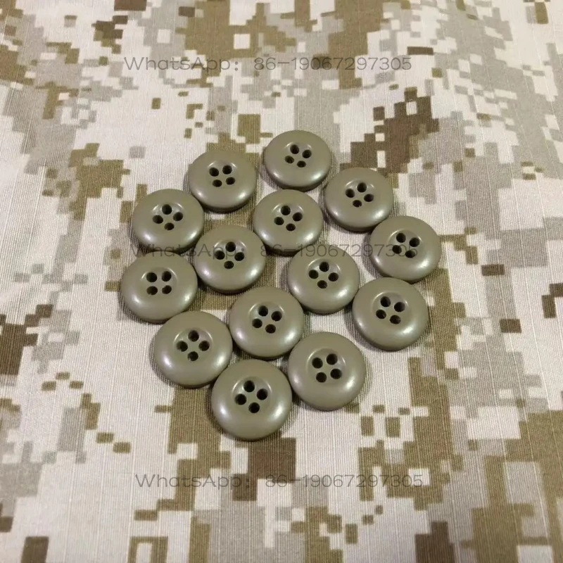 

Подходит для уличных нейлоновых аксессуаров для костюма с четырьмя глазами и пуговицами грязи