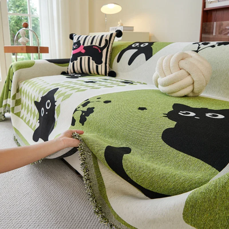 Kuscheliges Sofa-Handtuch mit Kätzchen-Cartoon-Aufdruck, weicher Chenille-Möbelschutz mit Quasten, pflegeleichtes Stoffhandtuch für vier Jahreszeiten