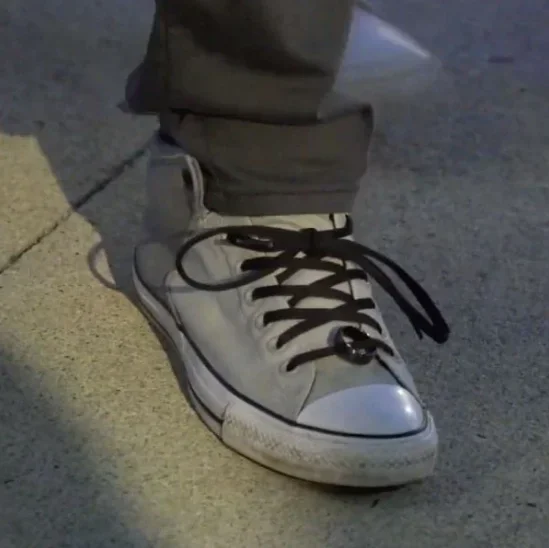 Laced Up By Donnovan Mount Close Up Magic Tricks Anytime Anywhere Magia Profesional Gimmicks Magician Shoes Illusions Street