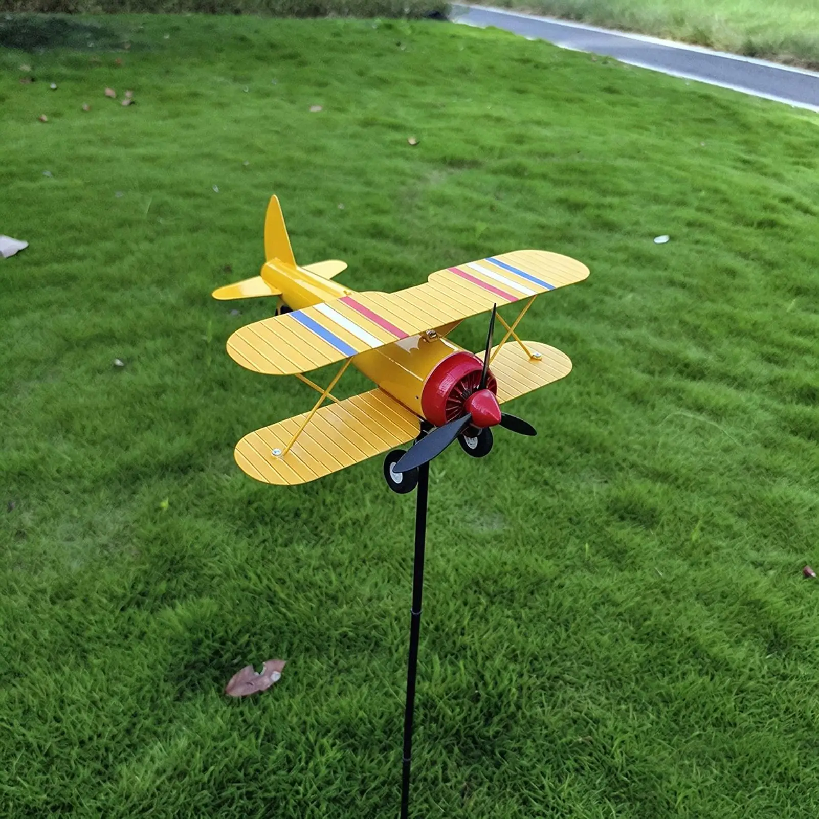 Airplane Weathervane Metal Windmill Wind Measuring Tool Airplane Wind Spinner for Lawn Courtyard Outdoor Patio Deck Backyard