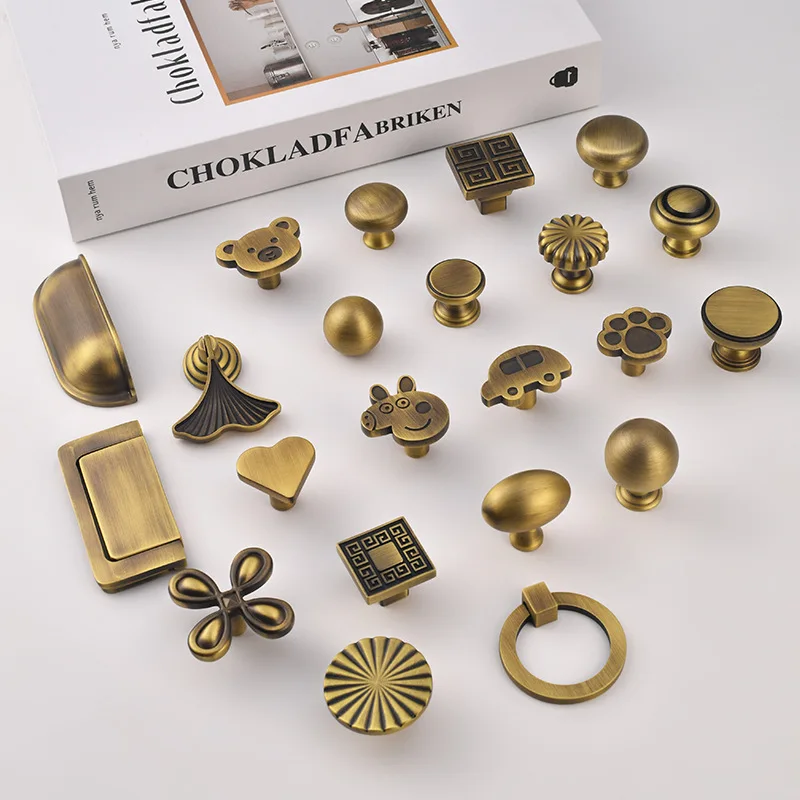 

Nordic Vintage Brass Knobs for Furniture Bronze Knobs and Handles for Drawers Kitchen Useful Accessories Kitchen Cabinet Handles