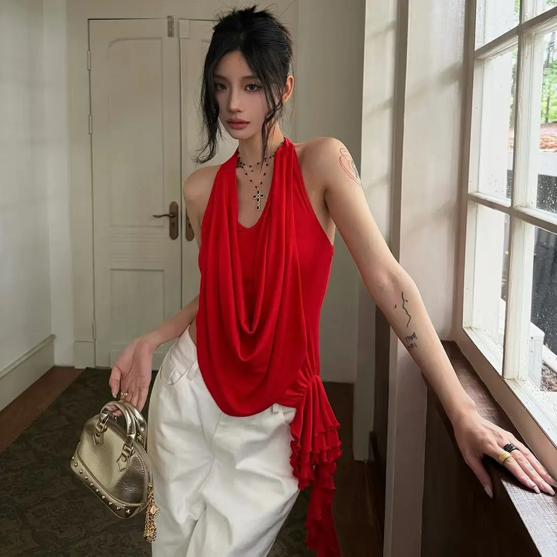 

Кокетливый топ без рукавов с рюшами, асимметричный драпированный вырез, блузка с лямкой на шее, кокетка, эстетичная летняя сексуальная повседневная майка Y2K