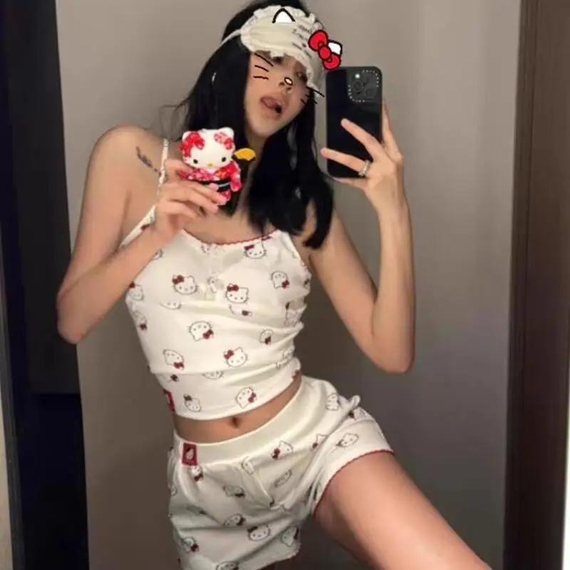 

Аниме-пижамный комплект Hello Kitty: летний женский комплект из майки и шорт, домашняя одежда, милый повседневный комплект для девушек, мультяшный домашний костюм, укороченный топ и шорты, ночная одежда