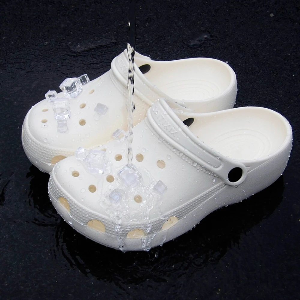 Shoe Charms for Clogs Summer Transparent Acrylic DIY Clips with Simulated Ice Cube Design Shoe Decorations Fashion Funny Capybra