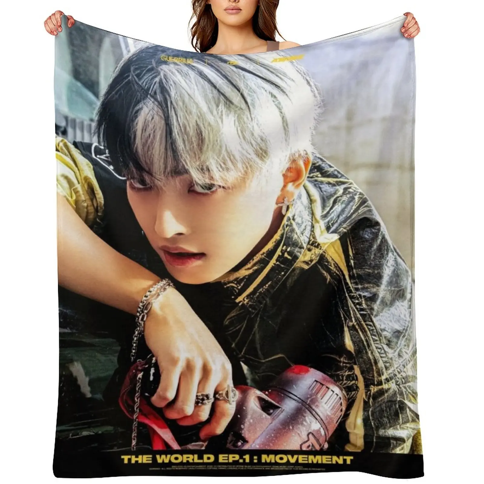 

Hongjoong - Ateez Throw Blanket Nap Luxury Thicken For Decorative Sofa for babies Blankets