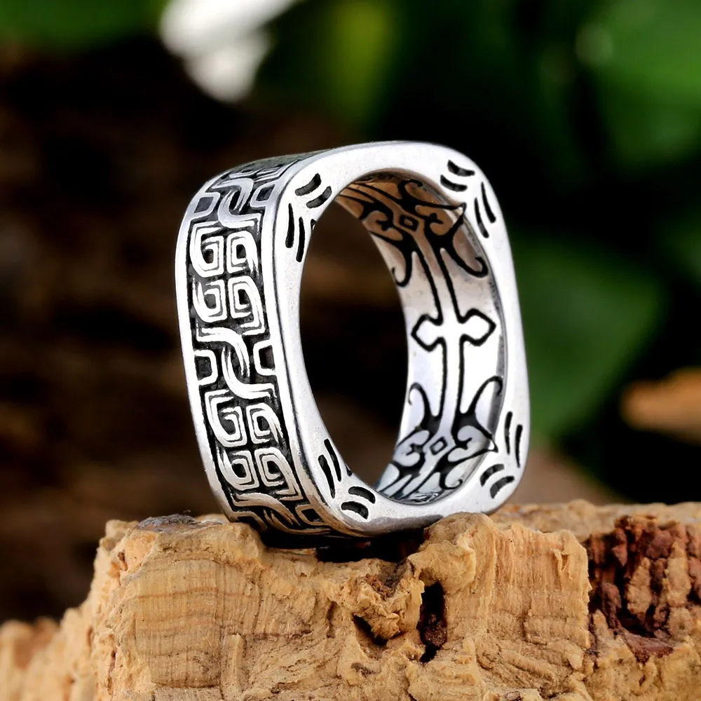 Vintage Celtic Knot Square Stainless Steel Ring Viking Ethnic Embossed Pattern Amulet For Men Women Fashion Party Charm Jewelry