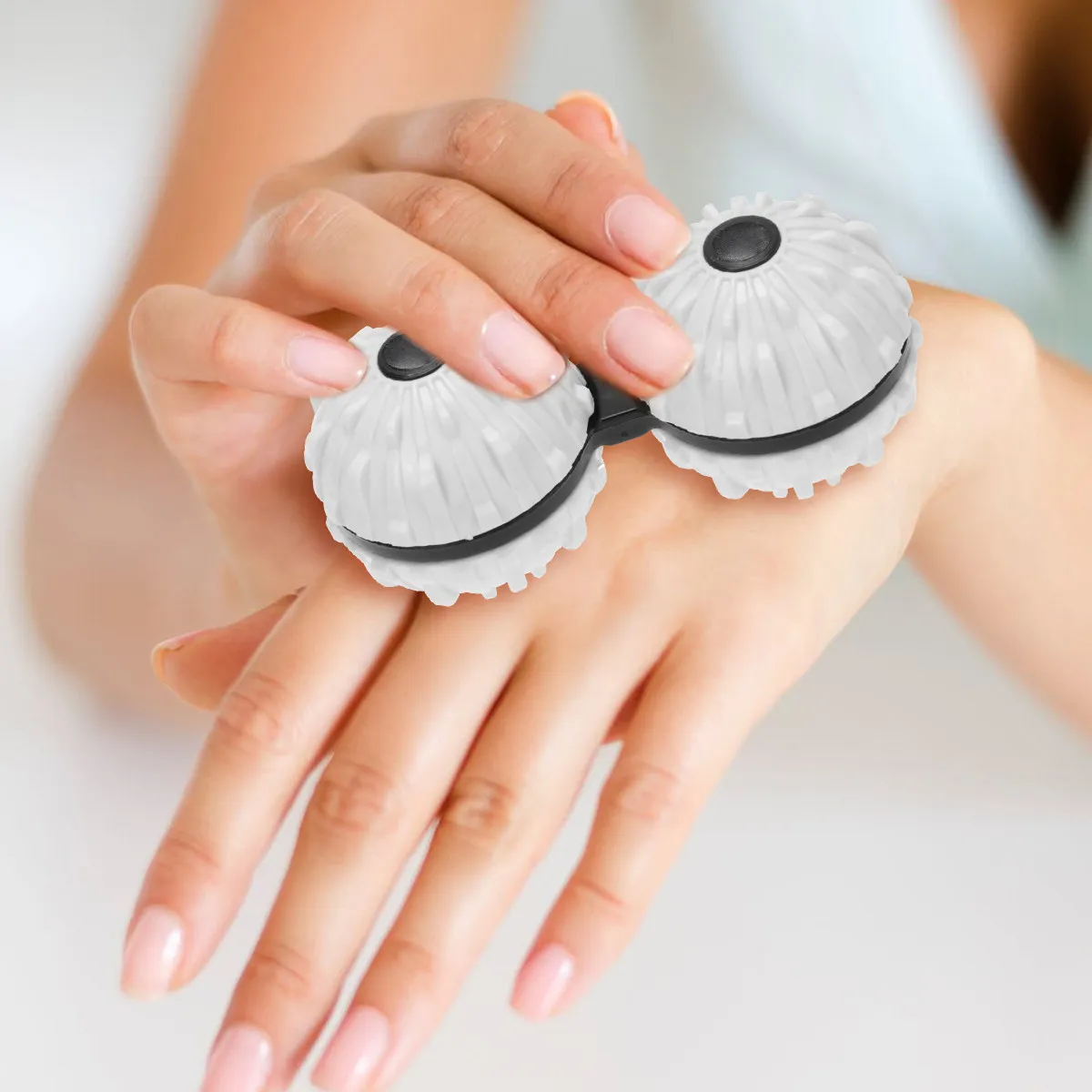 1pcs-one-piece-balls-premium-pressure-relief-massage-ball-for-adults-stress-relief-hand-fidget-tool-decompression-aid