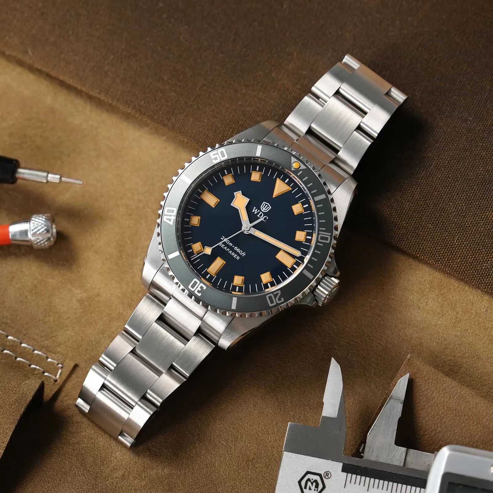 Watchdives WD5513Q Dive Men Watch VH31 Sweep Second Quartz Movement Sapphire Super Luminous Waterproof Stainless Steel Watches