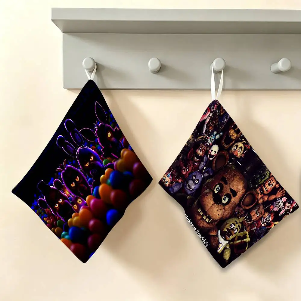 Movie Five N-Nights At F-Freddys Polyester Cotton Hanging Hand Towel, Super Absorbent Hand Wiping Towel for Daily Household Use