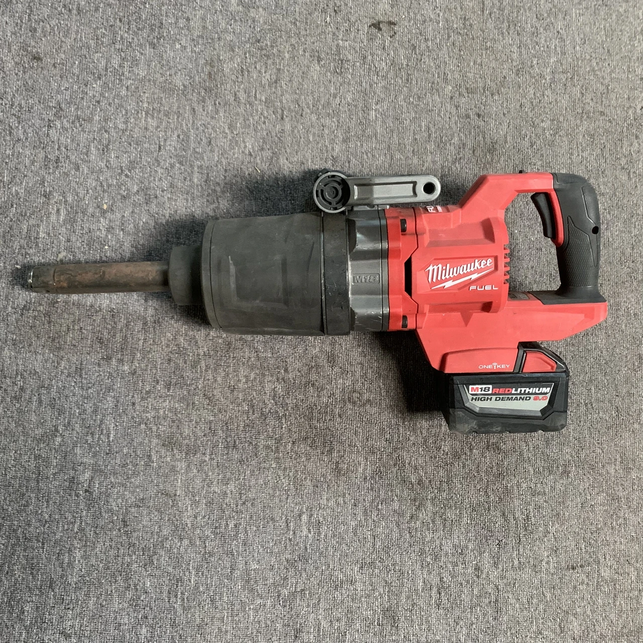 

Milwaukee M18 FUEL 1” D-Handle High Torque Impact Wrench (2869-20) W/ 9.0AH Battery second-hand