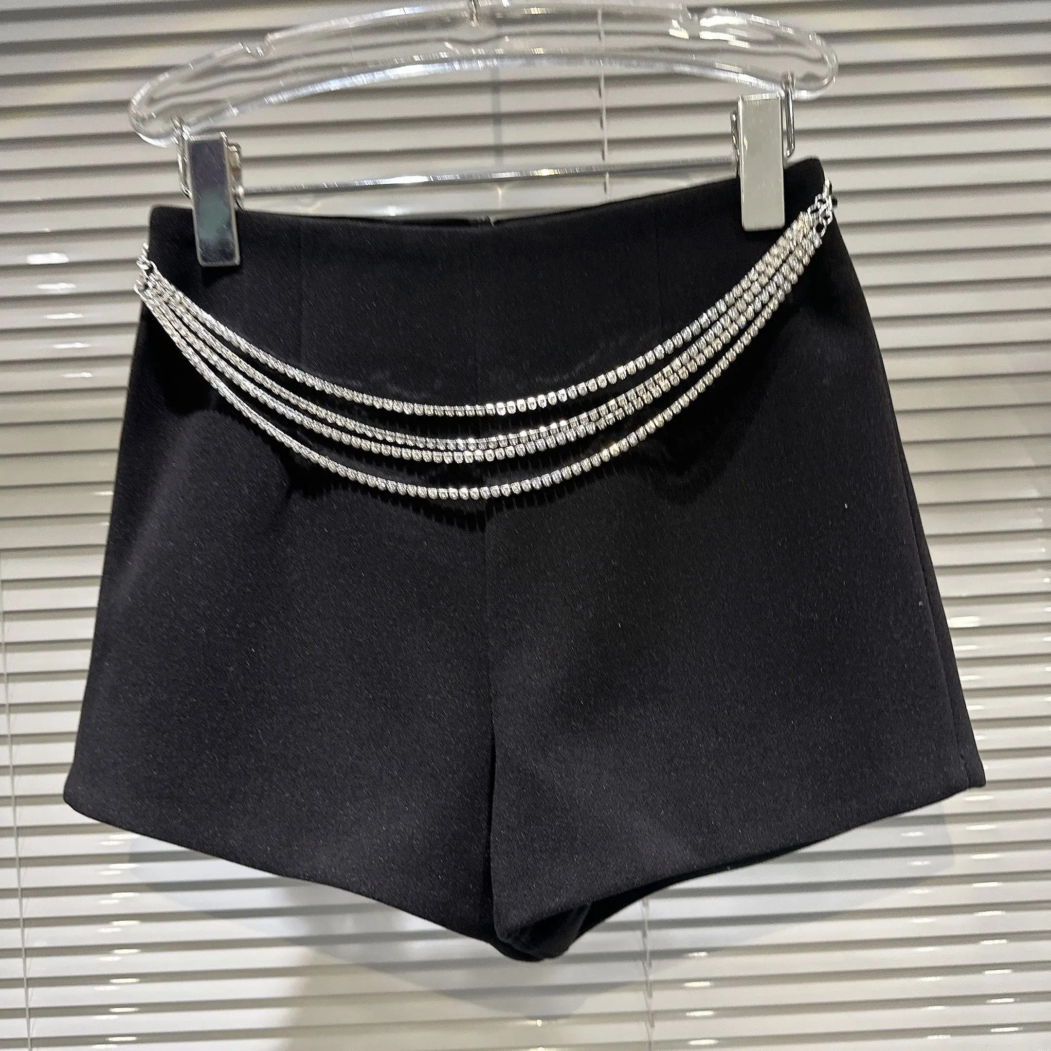 2025 Autumn New Sle Small Fraance Wind Bead Chain Waist Chain Elegance Tee-Quarter Length Woolen orts for Women