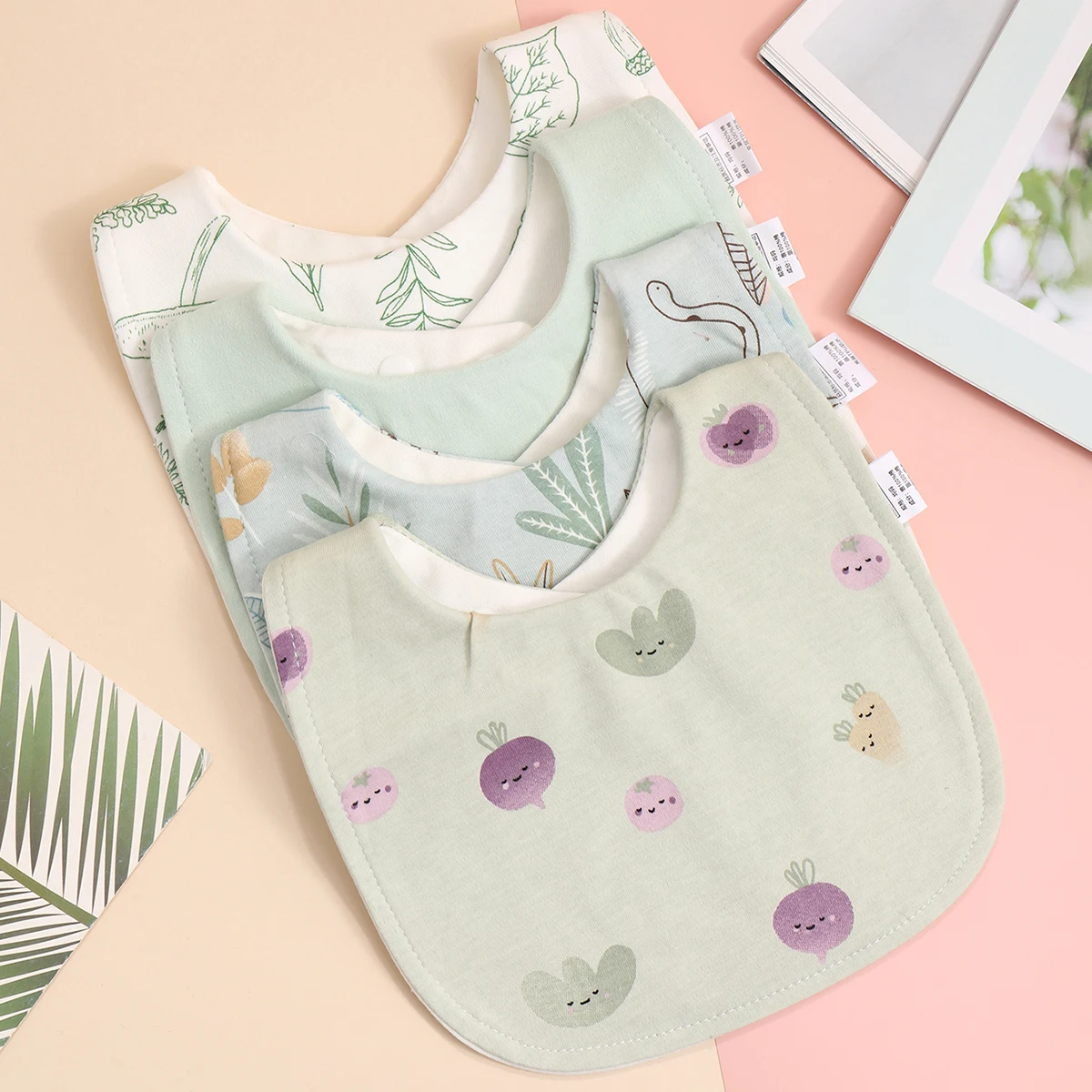 

4pcs Cotton Soft Baby Adjustable Bibs Infant Bib Newborn Burp Cloths Bandana Scarf for Kids Boy Girls Feeding Saliva Towel
