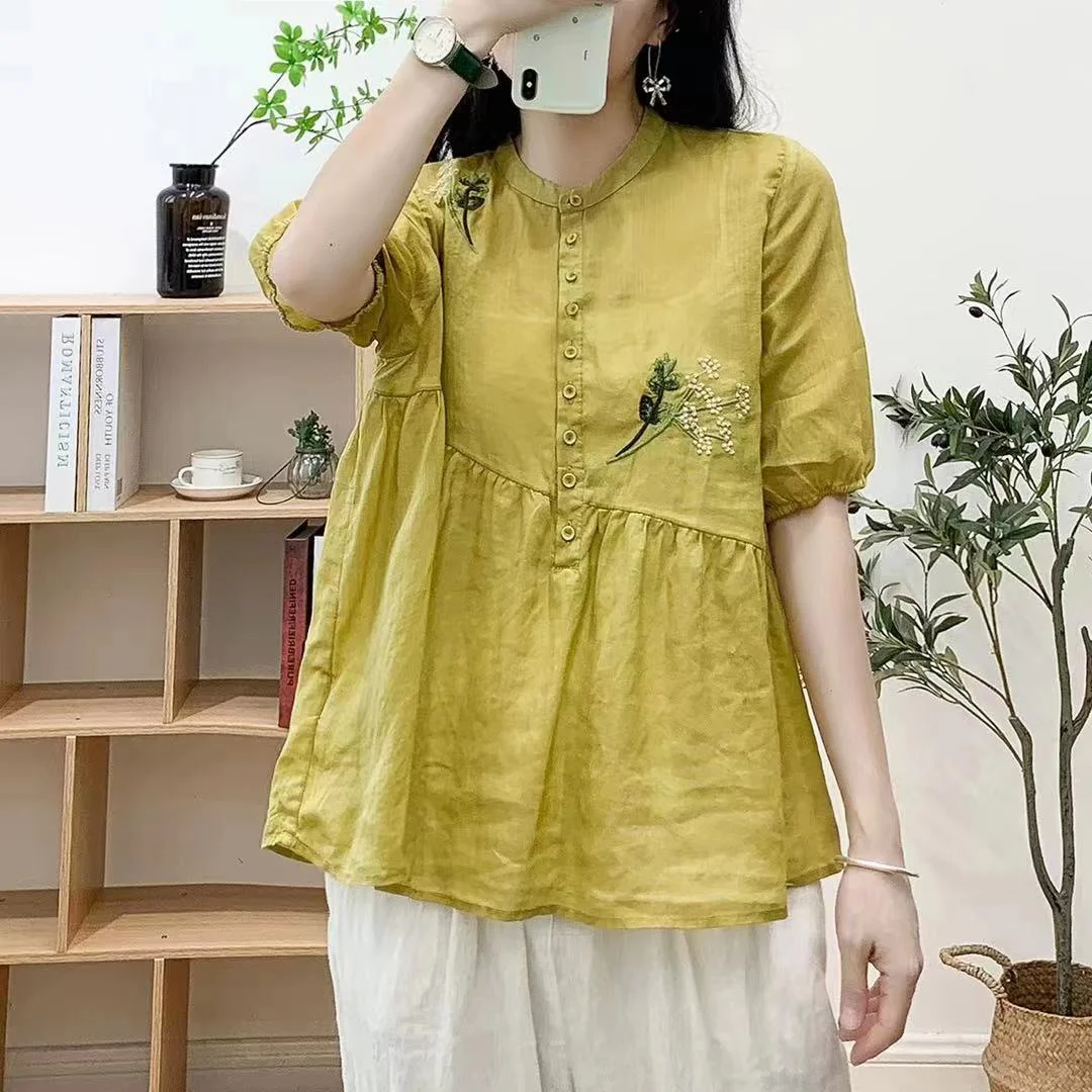 夏の新作：ボヘミアンレトロピュアコットン刺繍ドールシャツ、ランタンスリーブとラウンドネックプルオーバーシャ​​ツ付き