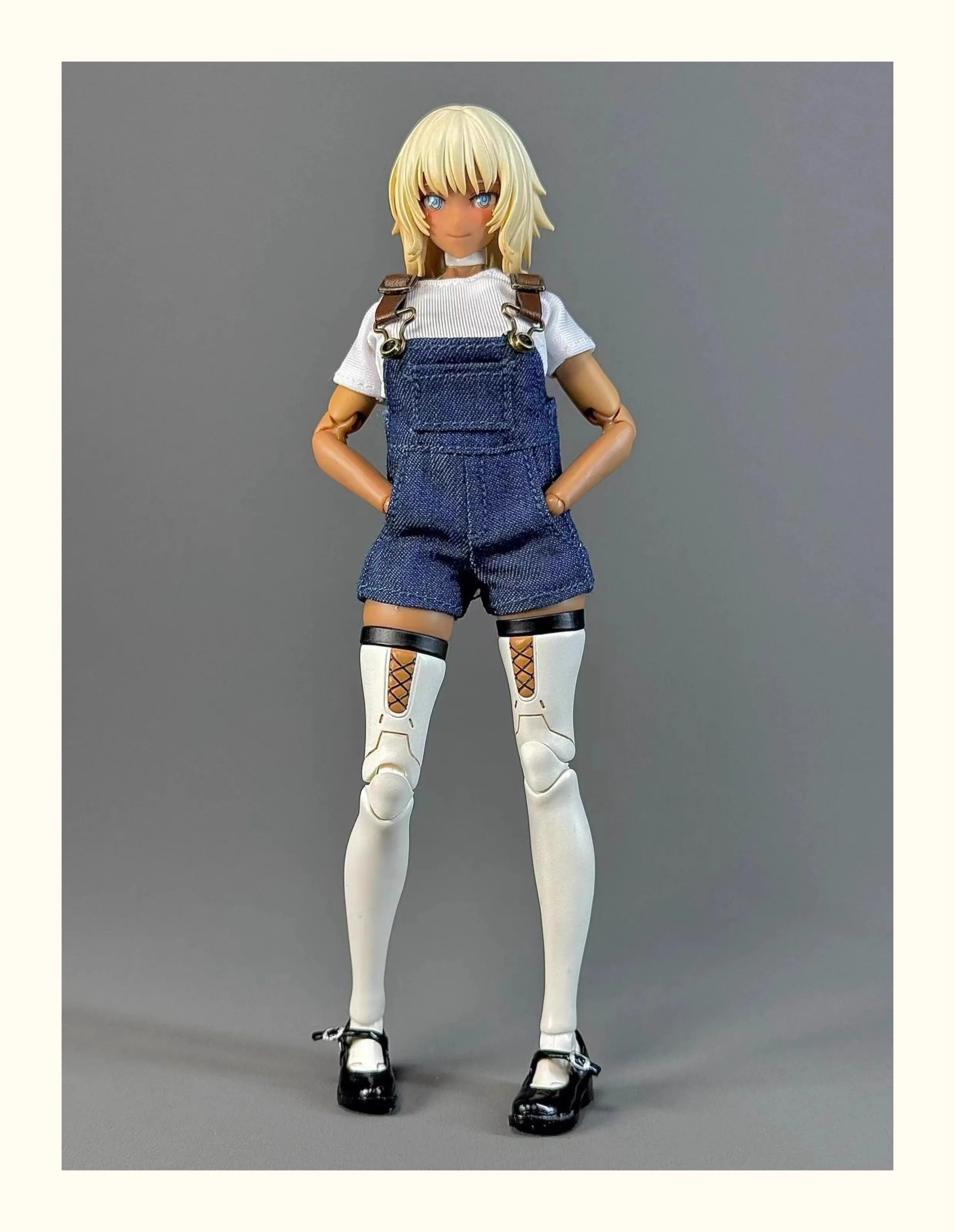

Fanatic 1/12 Female Soldier Trendy BJD Clothing Accessories White T-shirt Denim Shoes Model Fit 6'' Action Figure Doll In Stock