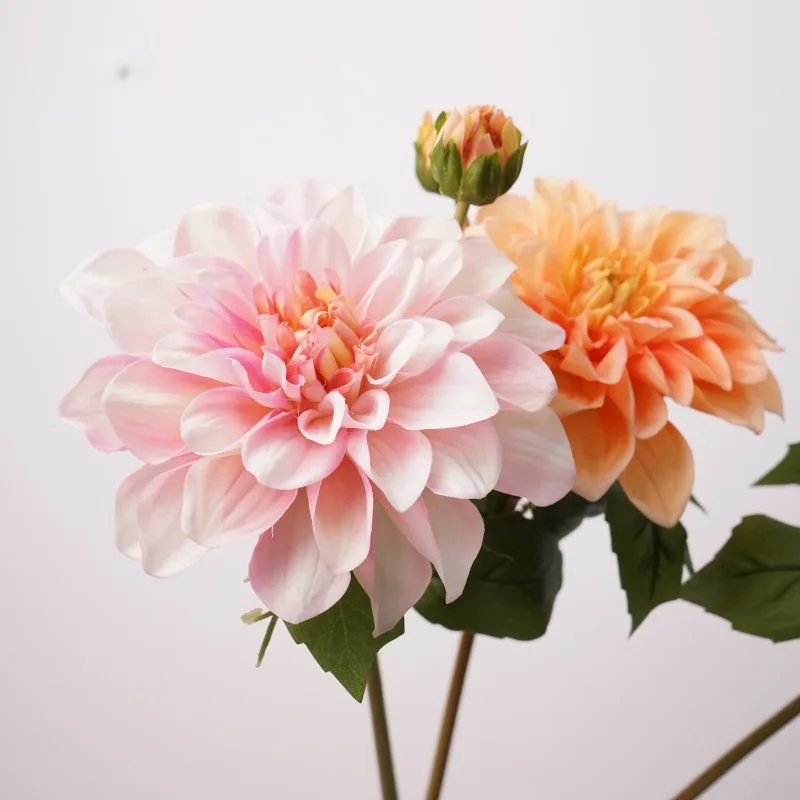 4 Stück feuchtigkeitsspendende Dahlienblumen mit 2 Blütenköpfen, Heimdekoration, echt anfühlende Blumen, Brautstrauß, Hochzeitstisch-Blumenarrangement, Dahlie – Detail 6