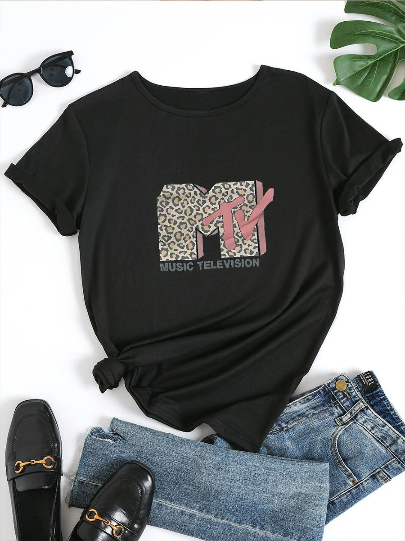Grote maten Dames T-shirt met MTV-logo en luipaardprint - Zachte mix, ronde hals, korte mouw, normale pasvorm, levendig en duurzaam grafisch T-shirt