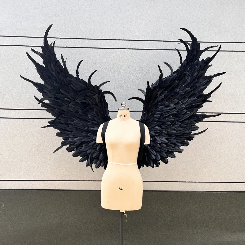 Alas De Ángel Para Cosplay, Plumas Blancas Y Negras, 80 Cm | Envío gratis Alas De Ángel Para Cosplay, Plumas Blancas Y Negras, 80 Cm | Envío gratis