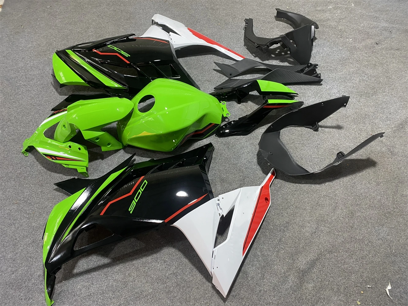 Motorcycle Fairing Kit Suitable for Kawasaki Ninja 250 Ninja 300 13-18 years ZX300 EX300 2013 2014-2017 2018 Fairing Green Black