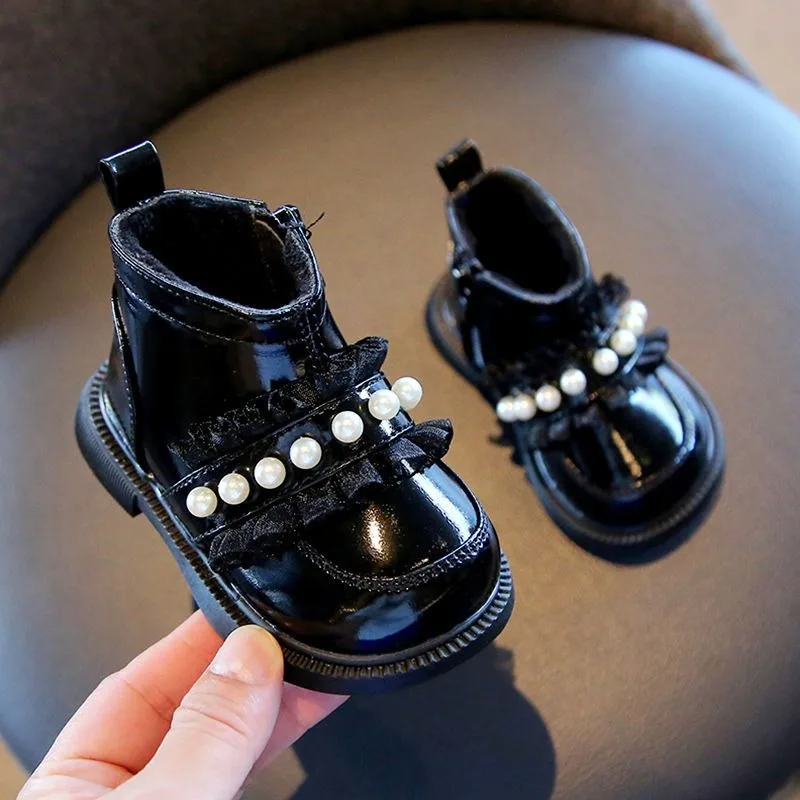 أحذية مشي شتوية مميزة للفتيات الصغيرات مبطنة بالصوف ونعل ناعم أحذية قصيرة على طراز الأميرة للرضع #1