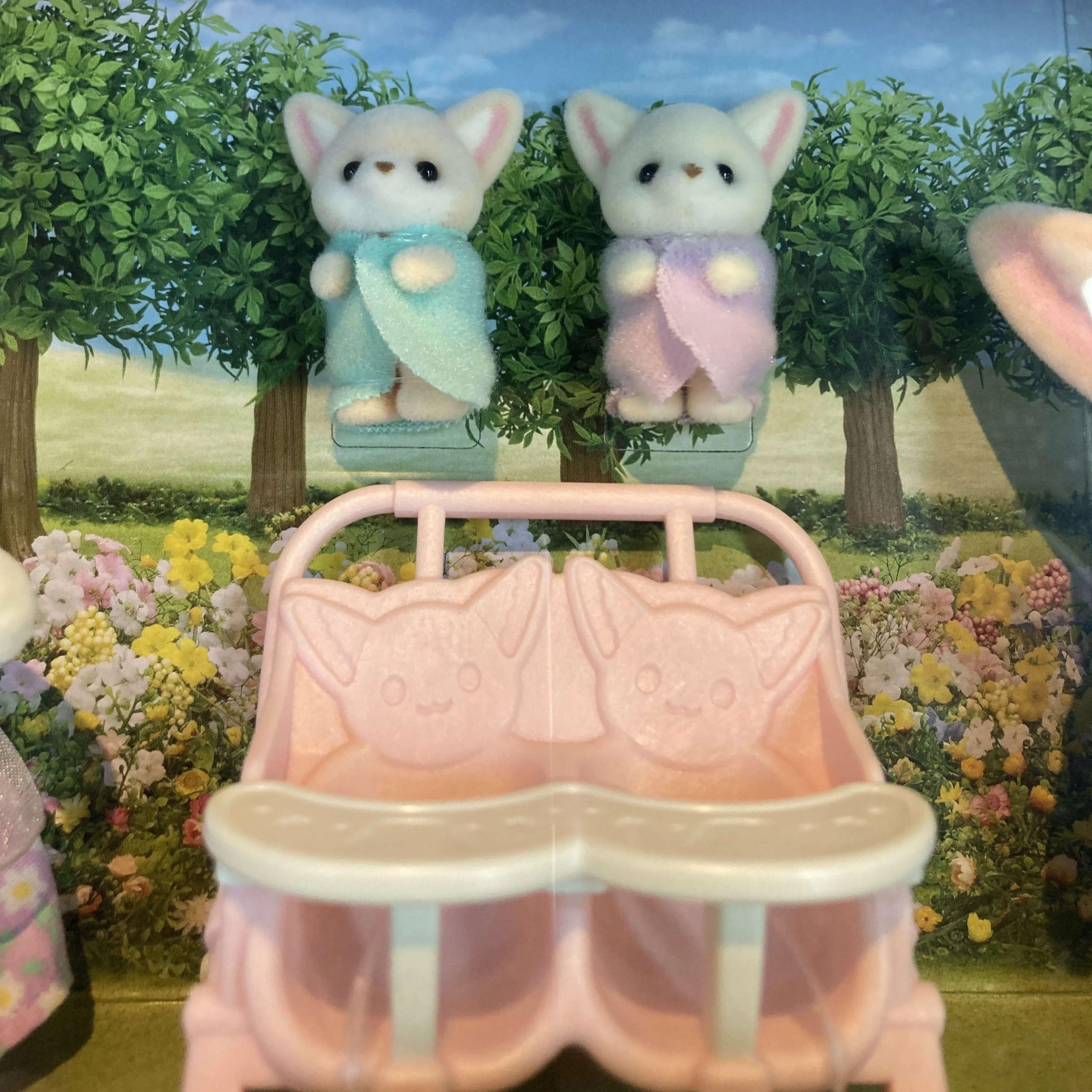 Famiglie Sylvanian Noce Scoiattolo Fennec Famiglia di volpe Casa da gioco adatta alla pelle Simulato giocattoli carini Regali di compleanno per bambini