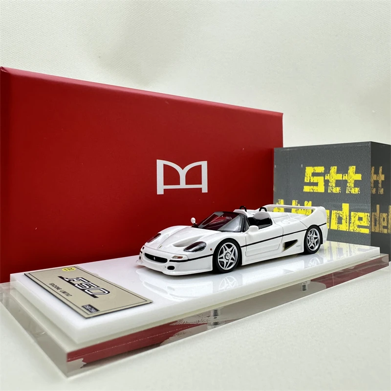 DMH 1:64 F50 aperta Standard Red White Yellow limited299 Resin Model Car