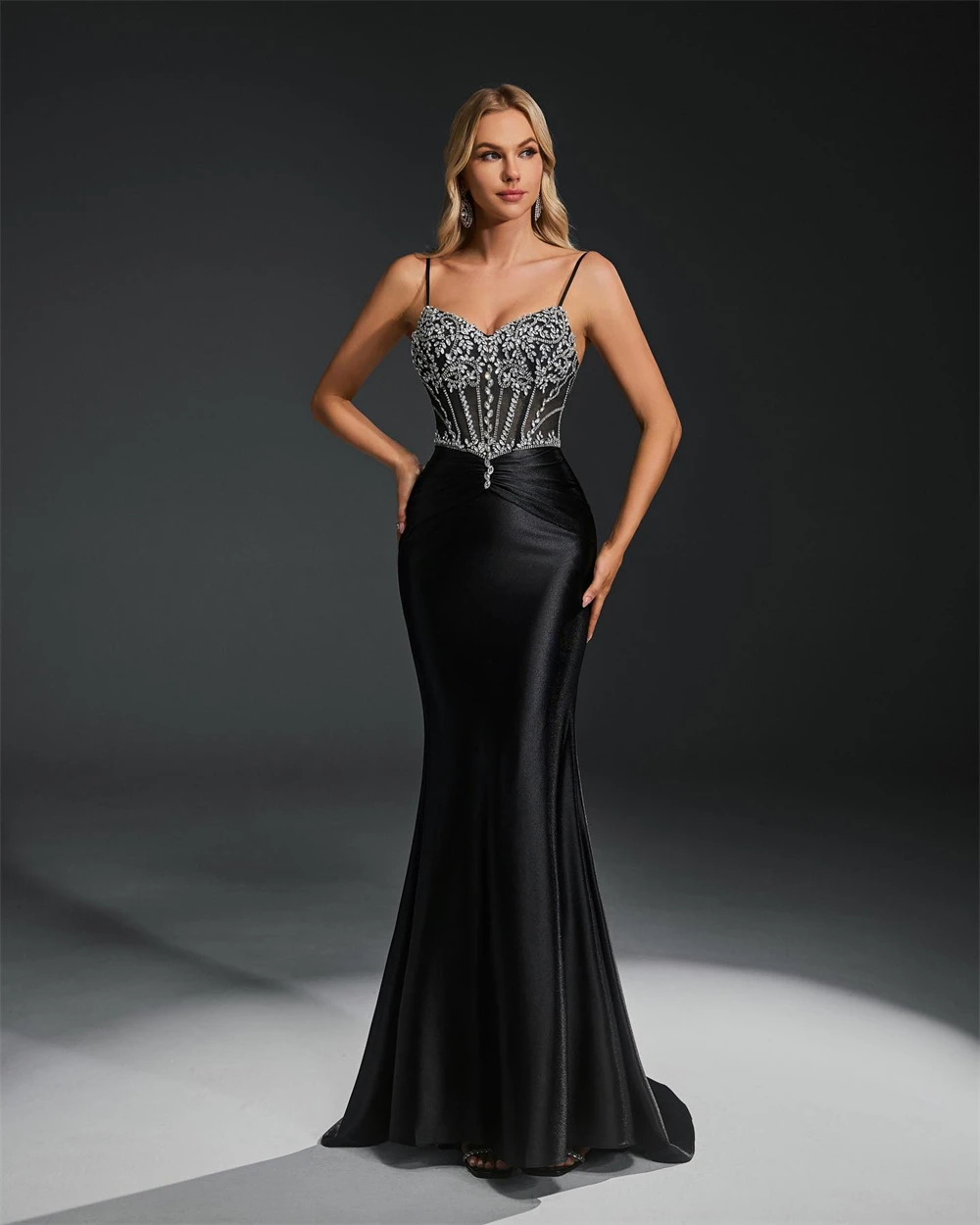 Customized Mermaid Sexy Satin Evening Dress Formal Spaghetti Straps Prom Dress Temperament Court Train Special Occasion Gowns