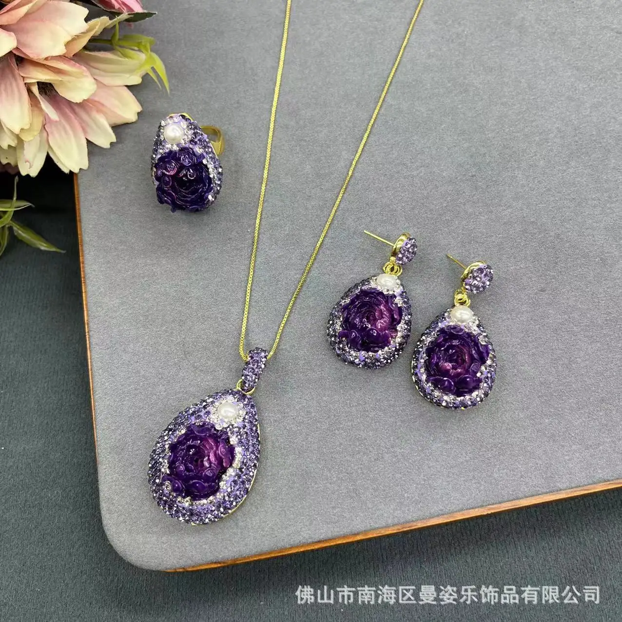 

Ore new medieval peony set hand-carved high-end jewelry niche personalized jewelry pendant necklace earring ring sales