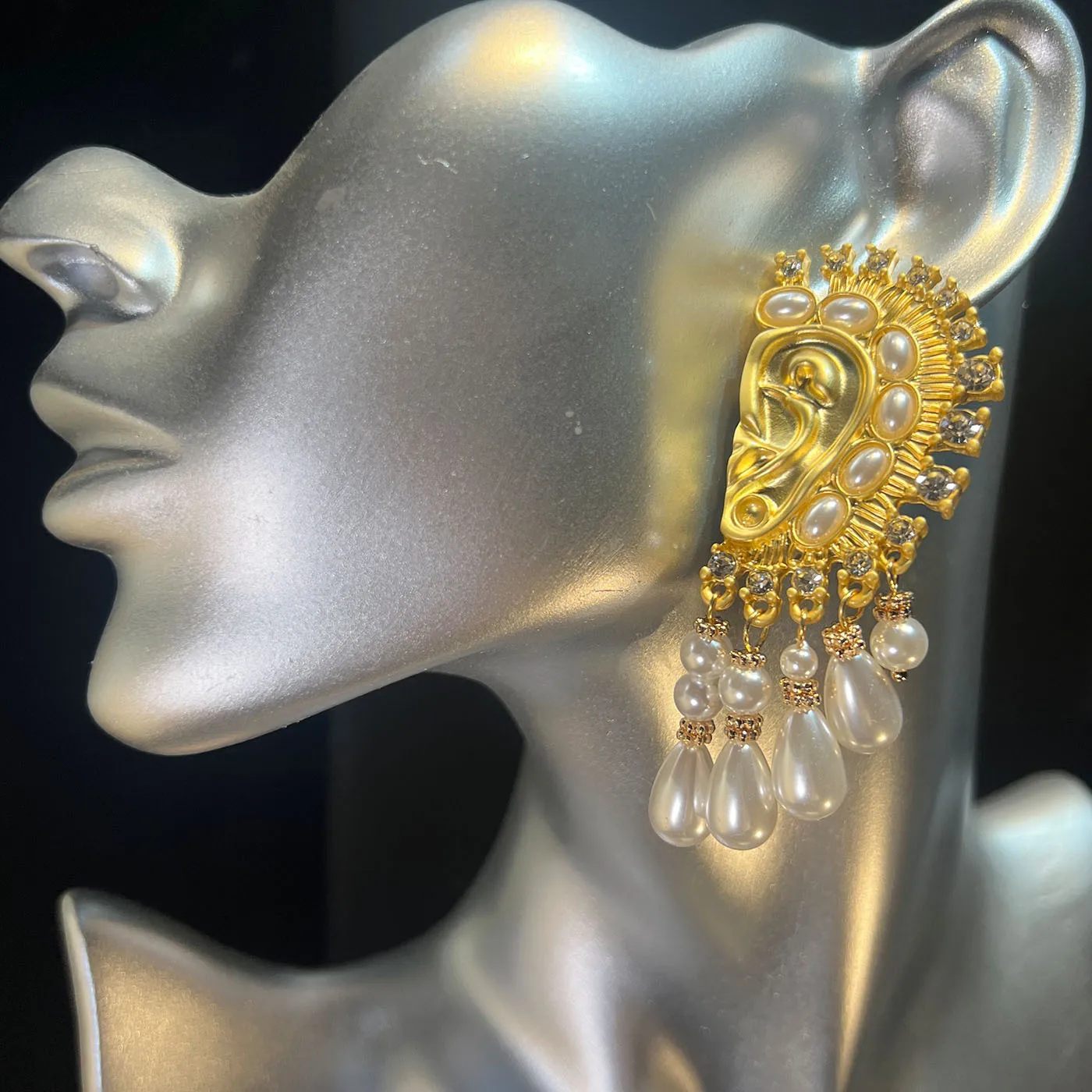 

Нежные большие серьги в форме ушей для женщин, кисточки, искусственный жемчуг, серьги-капли, гипербола, дворцовый стиль, винтажные украшения, горячая девушка