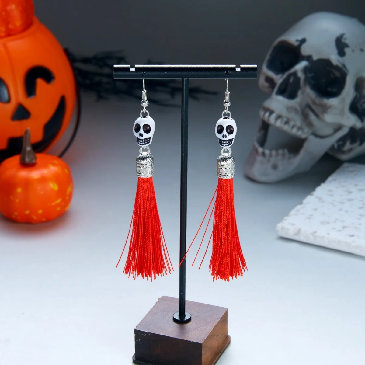 Schwarz-weiße Ohrringe mit grinsendem Totenkopf und Quasten für Damen, Gothic-Punk, dunkler Stil, Skelett-Karnevals-Ohrringe, Halloween-Schmuck – Detail 28
