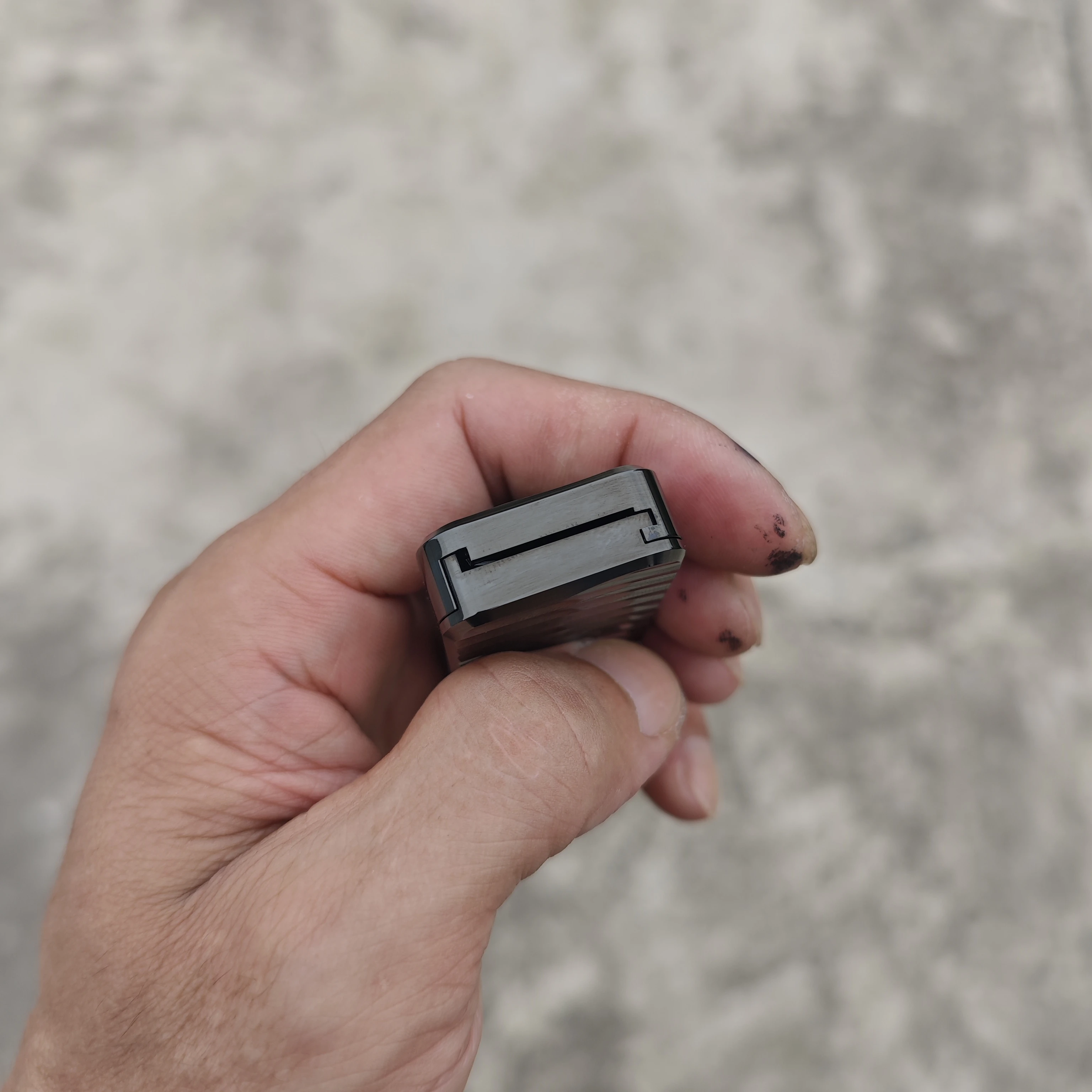 WinterPudding Gen 2 “Push Card” TC4 Titanium Utility Knife – Tool-Free Quick Blade Replacement, Compact & Practical EDC