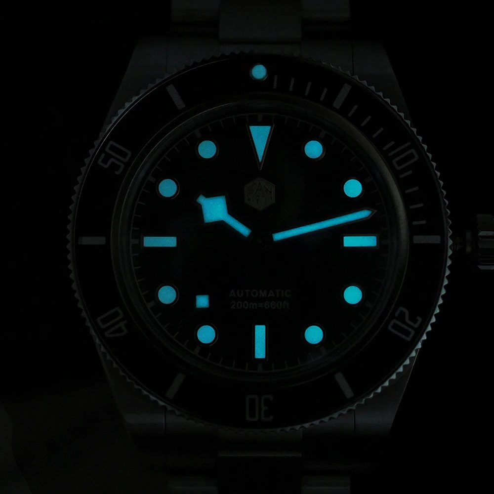 San Martin 40mm Rétro De Luxe Diver Montre NH35 Automatique Mécanique Montres pour Hommes avec Saphir 200m Étanche Lumineux SN0008