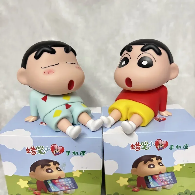 In stock Crayon Shin-chan Action Figure Lazy Cell Phone Holder Nohara Shinnosuke Anime Figurine Pvc Collection Model Toys Gifts