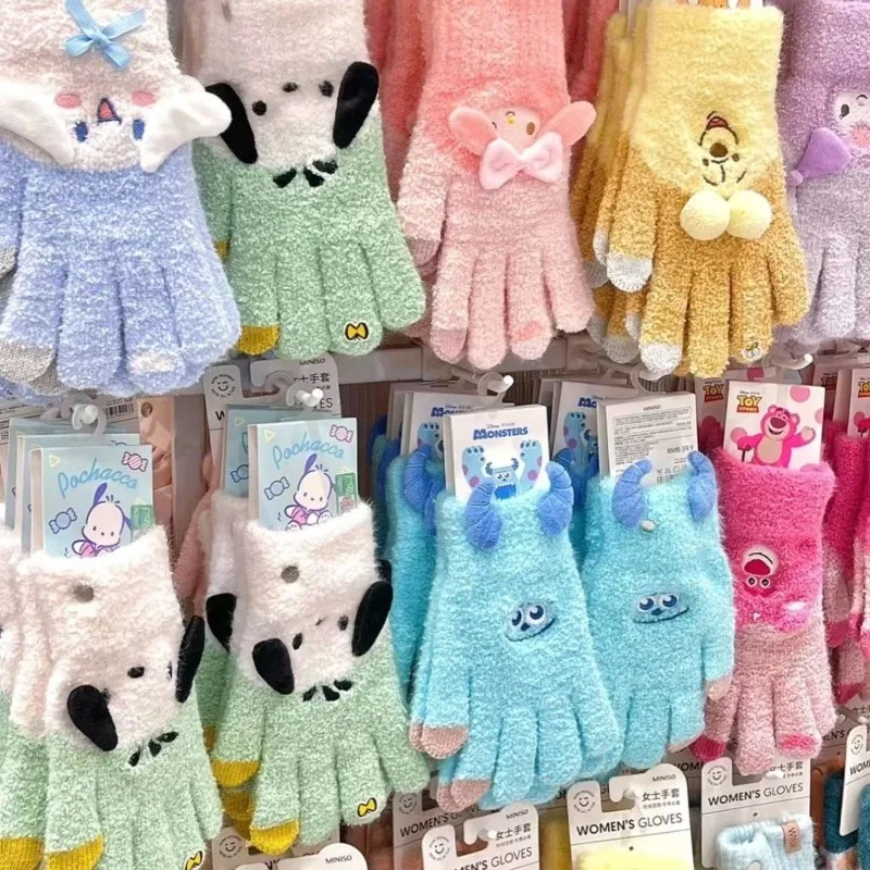 MINISO same style Cinnamoroll Kuromi Pochacco My melody warm thickened gloves Kawaii Sanrio fun five-finger gloves wholesale