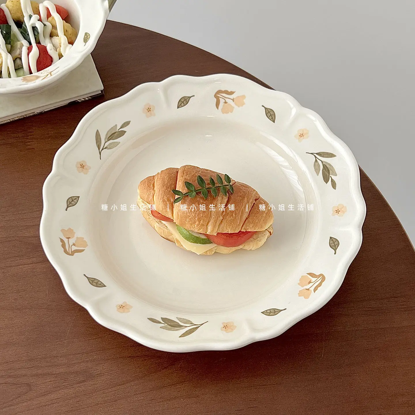 Floral Print Ceramic Plate 2026 New Household Korean Style Good-looking Floral Shape Tableware Underglaze Color Vintage Dish