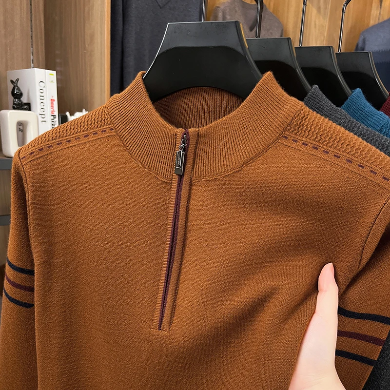 เสื้อสเวตเตอร์ไหมพรมคอตั้งแบบหนา อุ่นสบาย สไตล์ใหม่ ฤดูใบไม้ร่วงและฤดูหนาว ปี 2025 เสื้อสเวตเตอร์ผู้ชายแบบซิปครึ่งตัว เสื้อซับในผู้ชาย