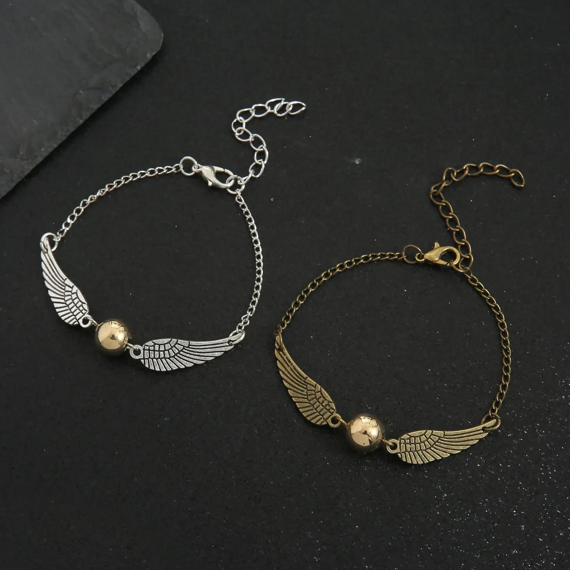 Cosplay Magic Wings Bracelet Golden Snitch Bracelet Multi Wings Creative Universal Couple Accessories Women Jewelry X-mas Gift