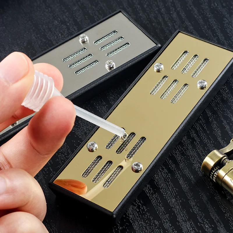 Metal Cigar Humidifier Sheet Tobacco Cigar Humidity Holder Portable Cigar Humidor Smoking Accessories