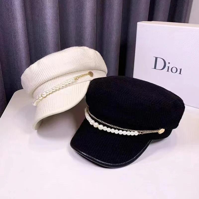 Autumn Winter Pearl Chain Flat Top Navy Hat Fashion Beret Newsboy Caps Berret Woman Octagonal Hats Women\'s Designer Apparel