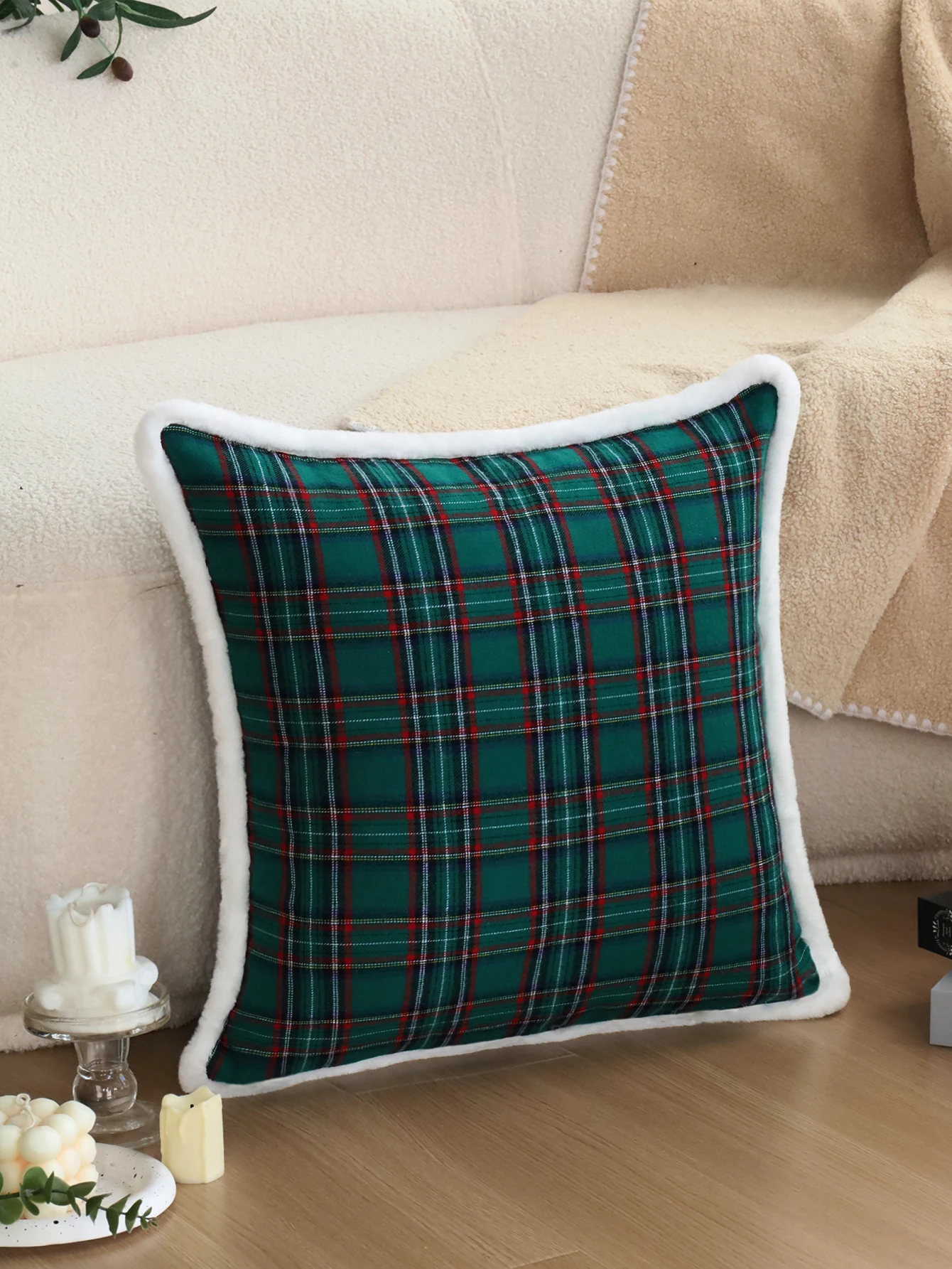 

Cushion Cover Christmas Green Plaid Pillow Cover 30x30cm45x45cm Super Soft Decorative Atmosphere Pillowcase For Christmas Party