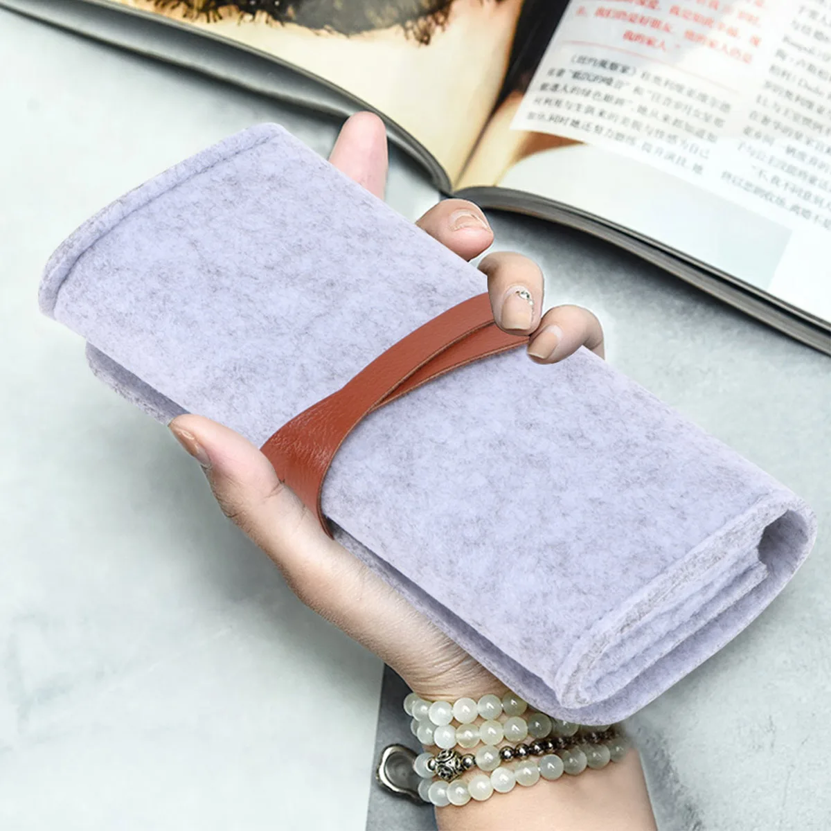 

Felt Sunglasses Case Eyeglasses Bag Portable Storage Pouch Foldable Travel Glasses Box ganizer Long Lasting Use