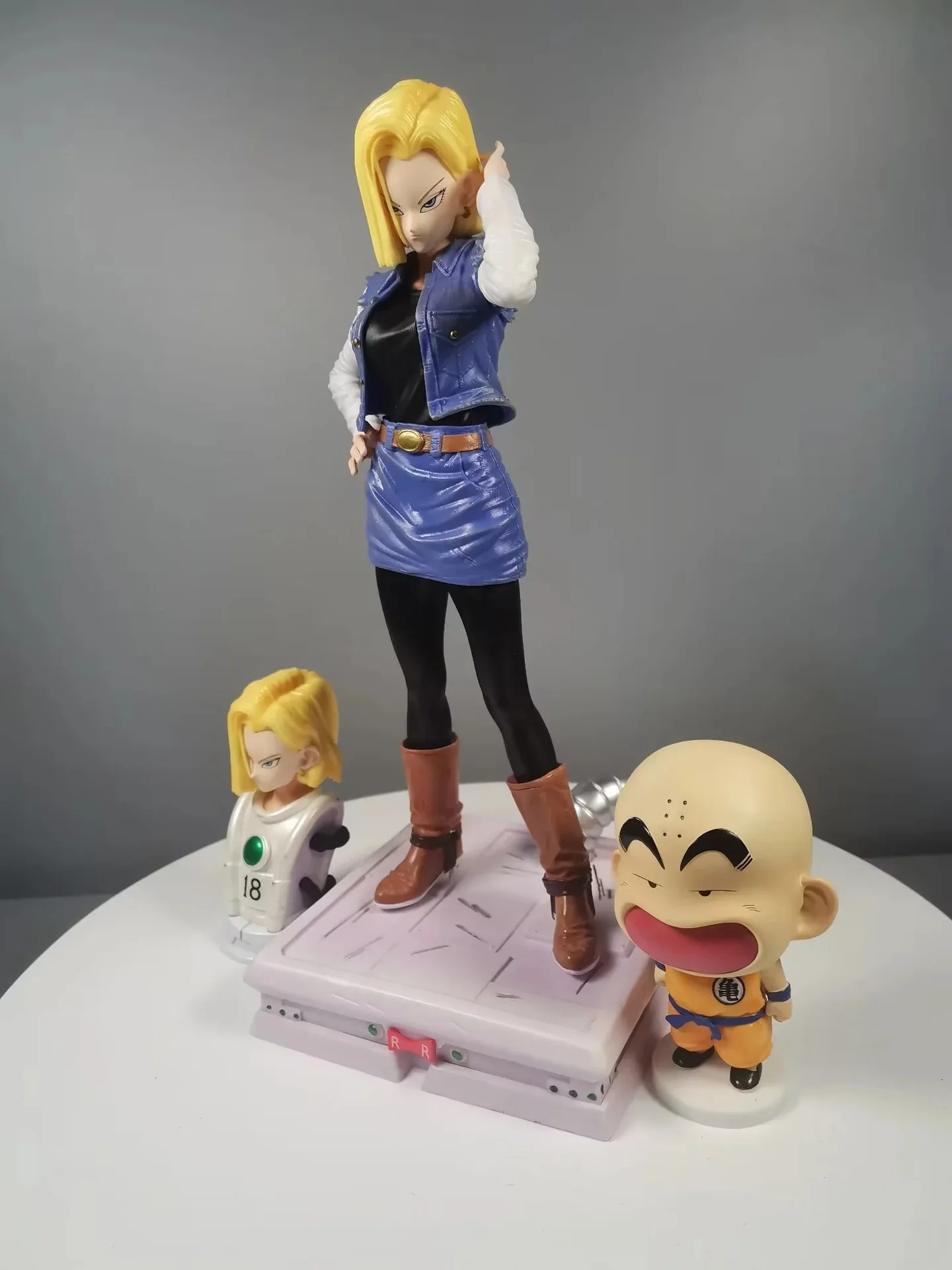 Anime dragon ball z super saiyan android 18 lazuli & krillin pvc figura de ação jogo estátua modelo colecionável brinquedos boneca presentes