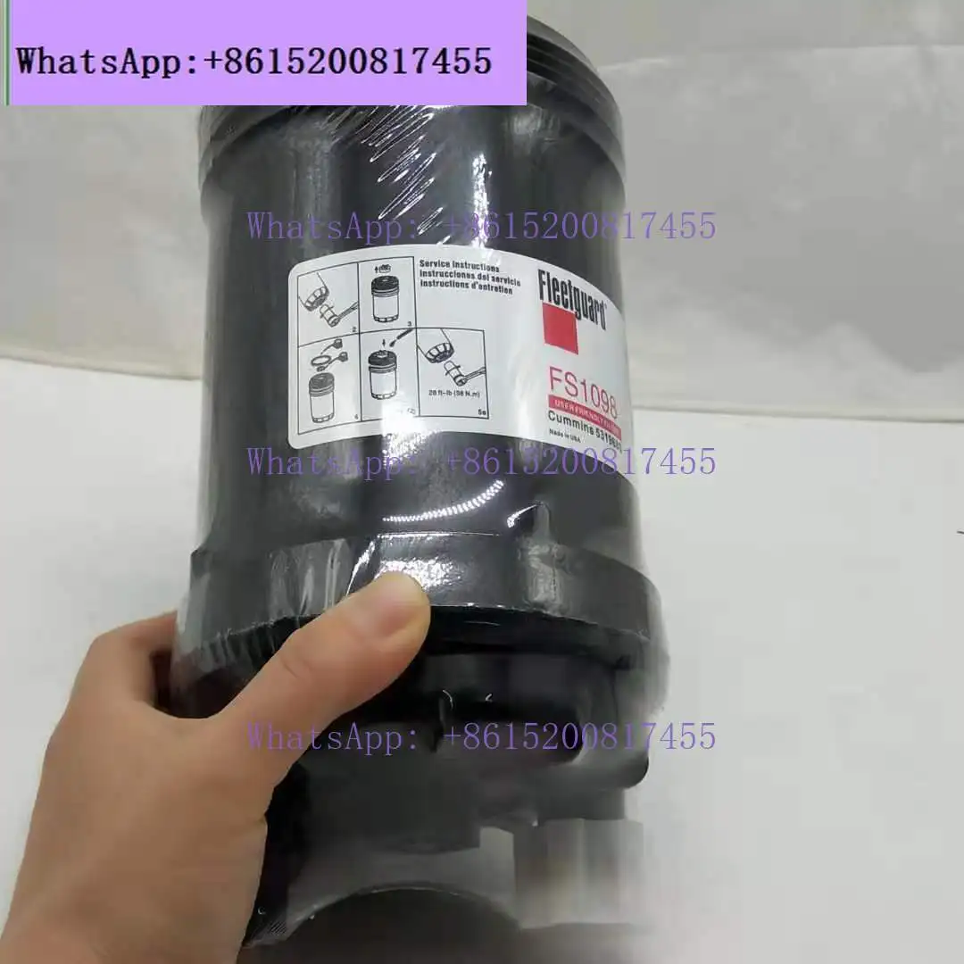

1PCS Excavator XCMG 200D/215D/270D diesel filter oil-water separator