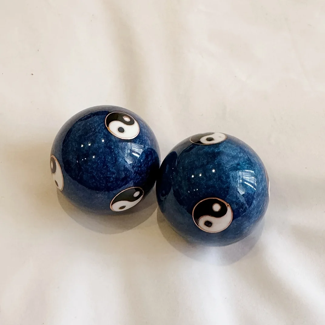 Chinese Retro Tai Chi Baoding Balls with Ring Sound Portable Pocket Size Hand Wrist Exercise Massage Stress Relief Balls view 5