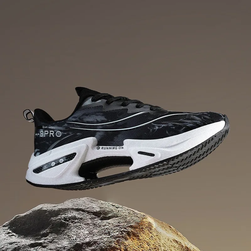 

New Men's Carbon Plate Sneakers Outdoor Soft Sole Mesh Sports Shoes Running Shoes Light Anti-Slip Casual Couple Tennis Shoes