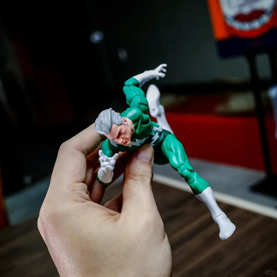 マーベルレジェンドインタラクティブアクションフィギュア - クイック