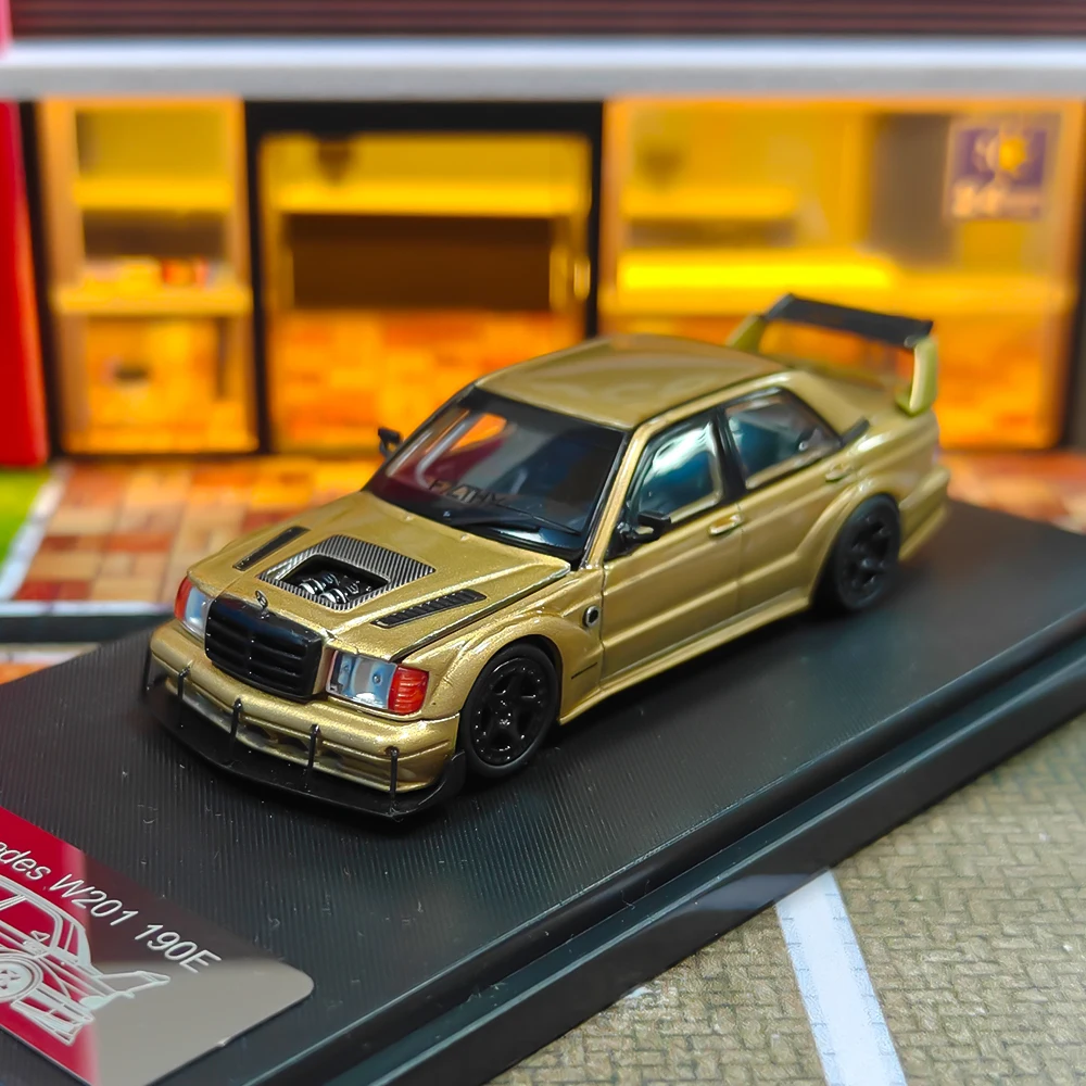 

RM 1:64 gold 190E W201 KS HWA Sports Sedan Diecast Car Model
